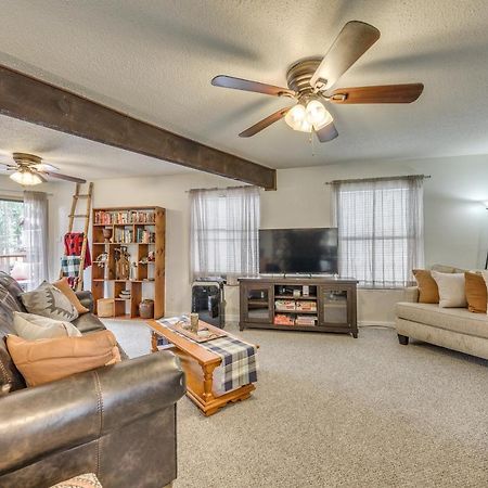 Ruidoso Home With Balcony About 16 Mi To Ski Apache! Luaran gambar